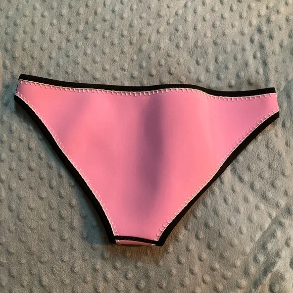 Sporty bikini bottoms - Picture 4 of 4